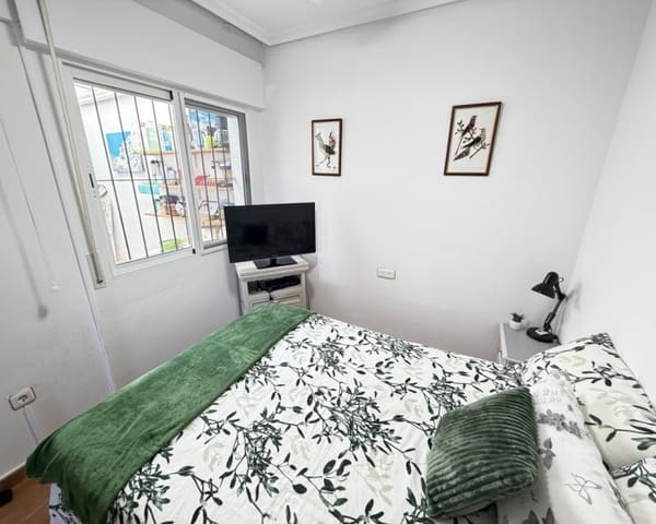 3 soveværelse Bungalow til salg i La Zenia, Orihuela med swimmingpool - € 289.000 (Ref: 9724949)