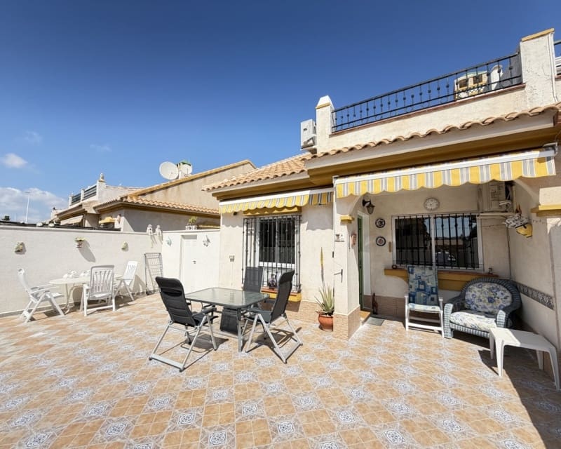 3 bedroom Bungalow for sale in La Zenia with pool - € 289,000 (Ref: 9724949)