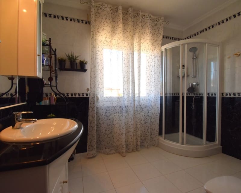 4 soveværelse Byhus til salg i Los Balcones med swimmingpool - € 435.000 (Ref: 9724952)