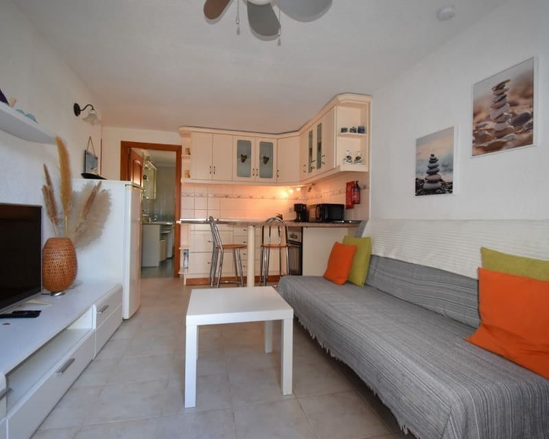 4 soveværelse Byhus til salg i Los Balcones med swimmingpool - € 435.000 (Ref: 9724952)