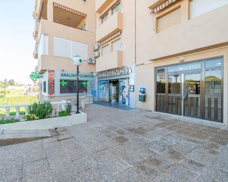 3 bedroom Apartment for sale in La Zenia with pool - € 189,900 (Ref: 9724954)