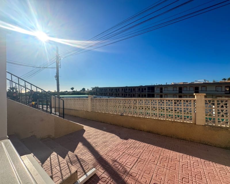 1 bedroom Apartment for sale in Villamartin with pool - € 115,000 (Ref: 9724955)