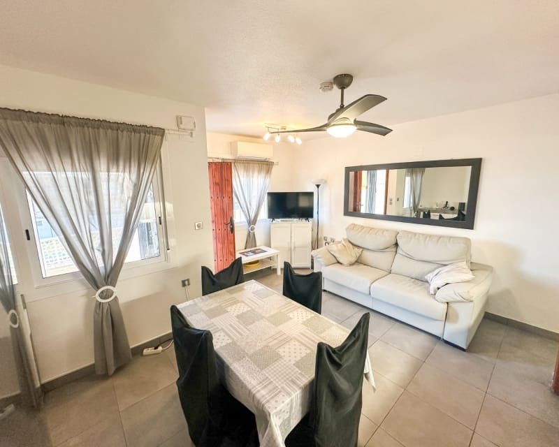 1 bedroom Apartment for sale in Villamartin with pool - € 115,000 (Ref: 9724955)