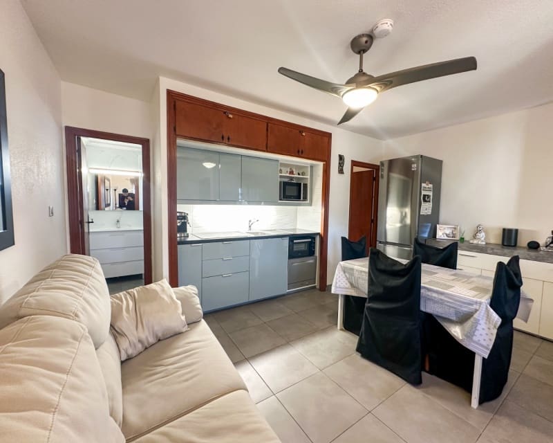 1 bedroom Apartment for sale in Villamartin with pool - € 115,000 (Ref: 9724955)