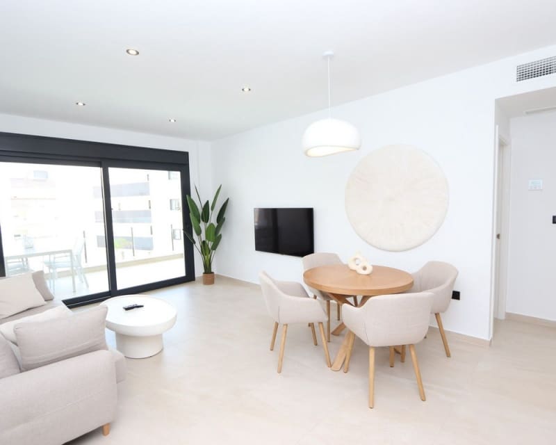 Apartamento de 2 habitaciones en Los Alcázares en venta con piscina - 248.000 € (Ref: 9725070)