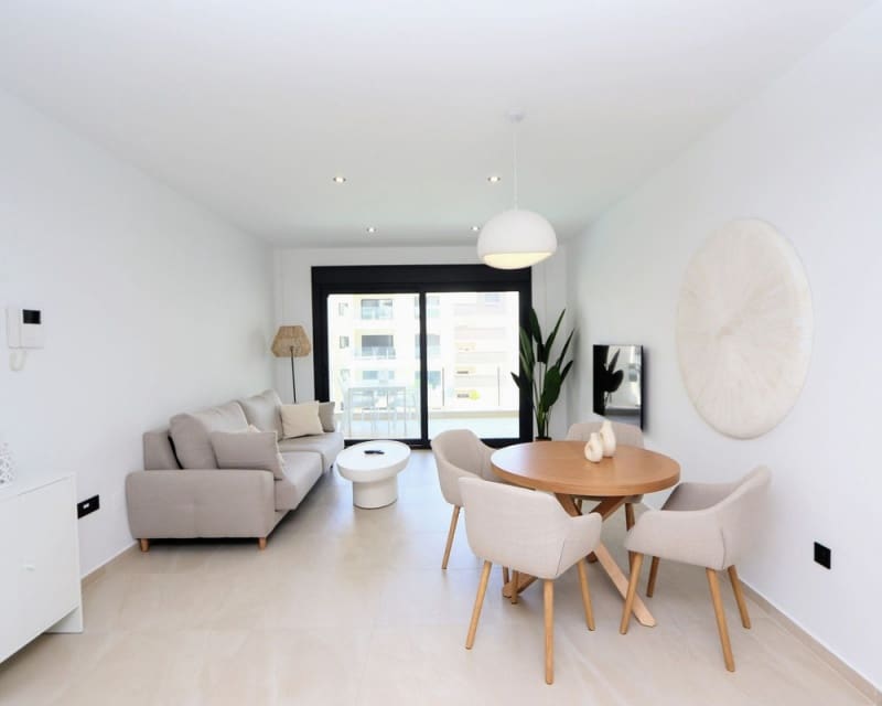 Apartamento de 2 habitaciones en Los Alcázares en venta con piscina - 248.000 € (Ref: 9725070)