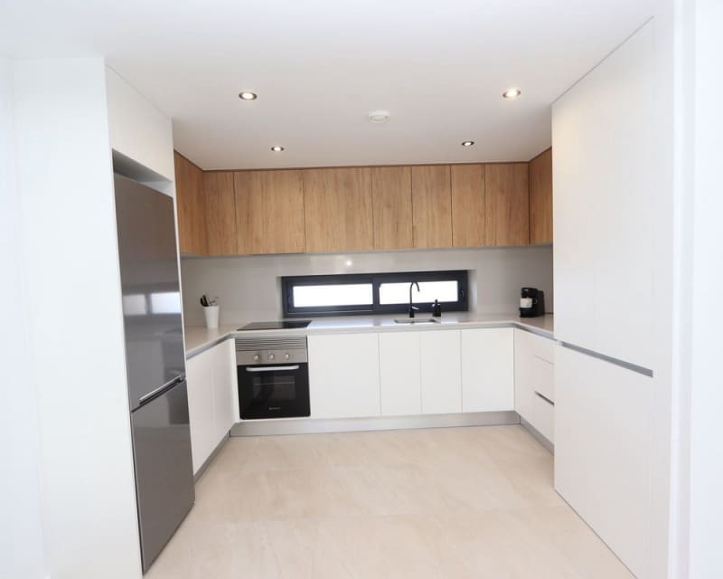 Apartamento de 2 habitaciones en Los Alcázares en venta con piscina - 248.000 € (Ref: 9725070)