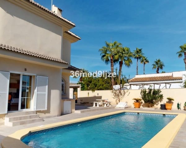 5 chambre Villa/Maison à vendre à Los Narejos, Los Alcázares - 649 000 € (Ref: 9725072)