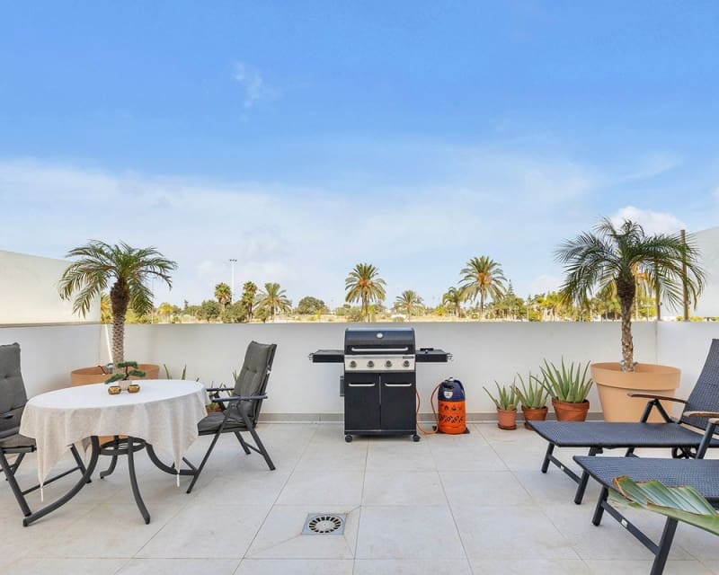 2 quarto Apartamento para venda em Los Alcazares com piscina - 264 900 € (Ref: 9725073)