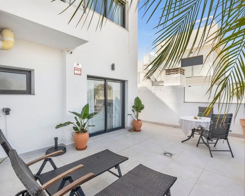 2 quarto Apartamento para venda em Los Alcazares com piscina - 264 900 € (Ref: 9725073)