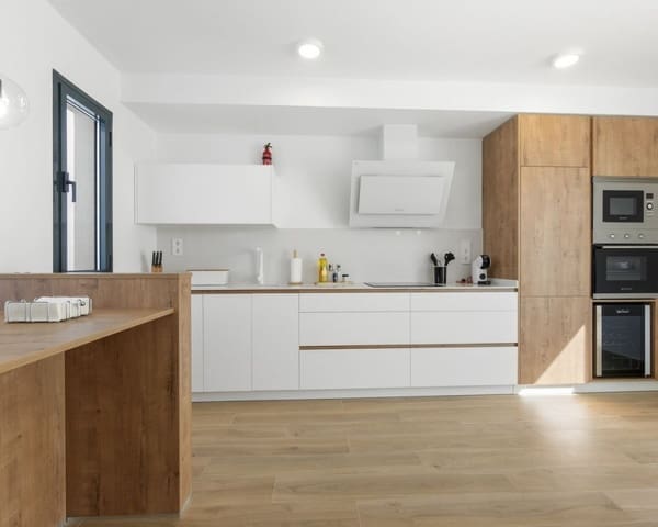 3 soveværelse Villa til salg i Centro, Los Alcázares med swimmingpool - € 450.000 (Ref: 9725076)