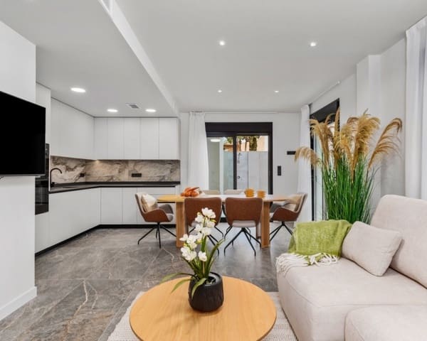 Chalet de 4 habitaciones en Torre de la Horadada, Pilar de la Horadada en venta con piscina - 698.000 € (Ref: 9725077)