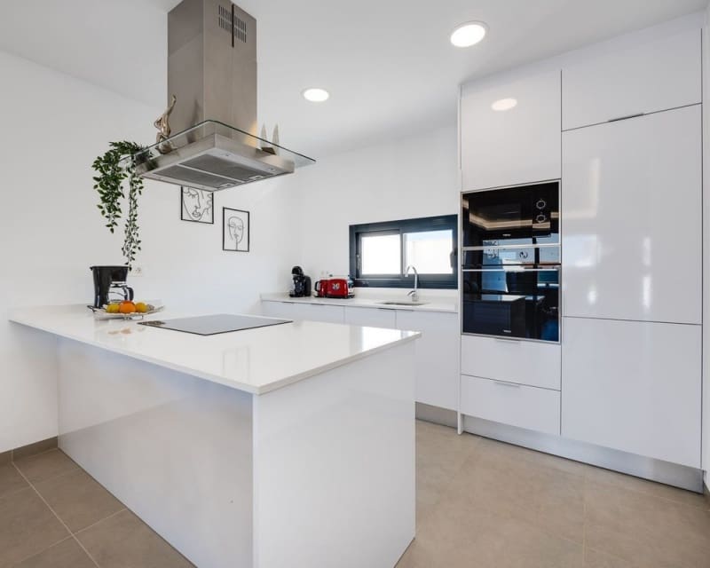 3 quarto Moradia para venda em Los Montesinos com piscina - 369 900 € (Ref: 9725079)