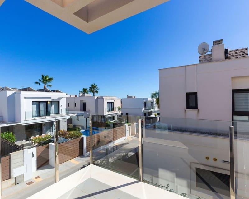 3 chambre Villa/Maison à vendre à Los Montesinos avec piscine - 379 000 € (Ref: 9725081)