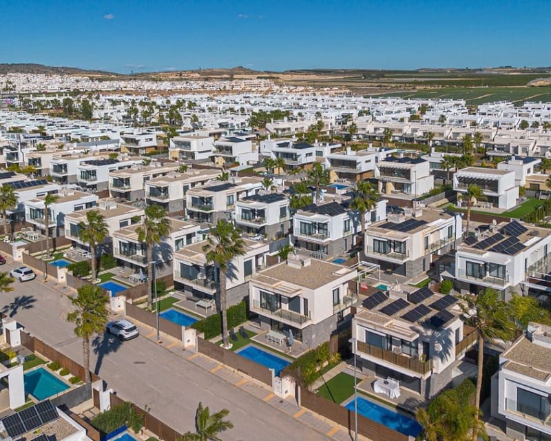 3 chambre Villa/Maison à vendre à Los Montesinos avec piscine - 379 000 € (Ref: 9725081)