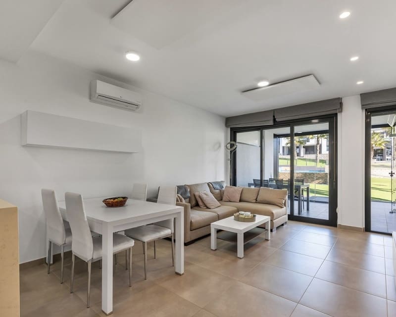 2 slaapkamer Appartement te koop in Orihuela Costa met zwembad - € 274.900 (Ref: 9725083)