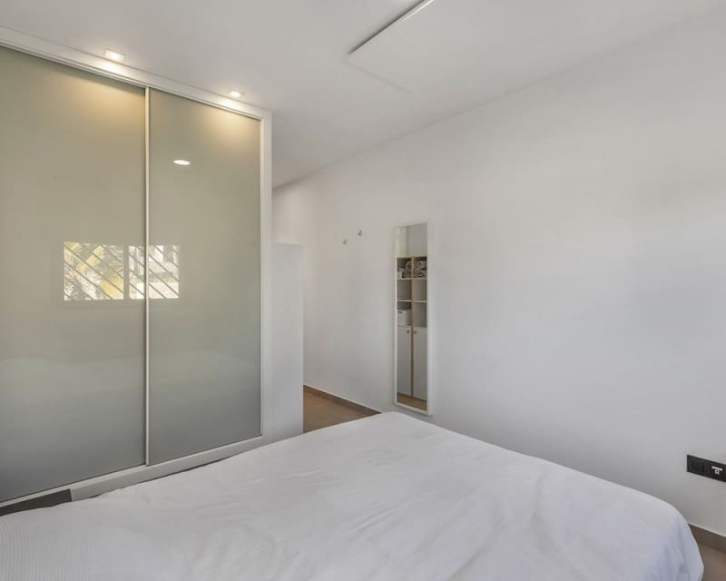 2 slaapkamer Appartement te koop in Orihuela Costa met zwembad - € 274.900 (Ref: 9725083)