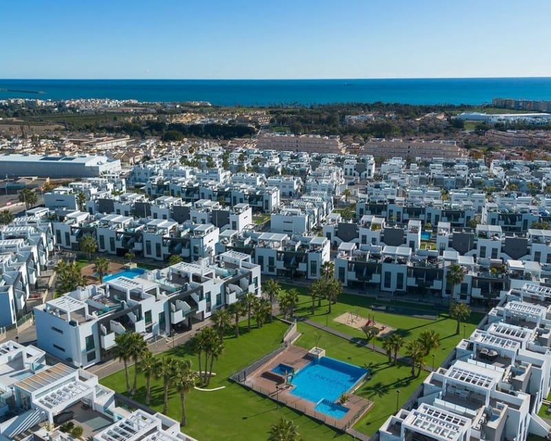 2 slaapkamer Appartement te koop in Orihuela Costa met zwembad - € 274.900 (Ref: 9725083)