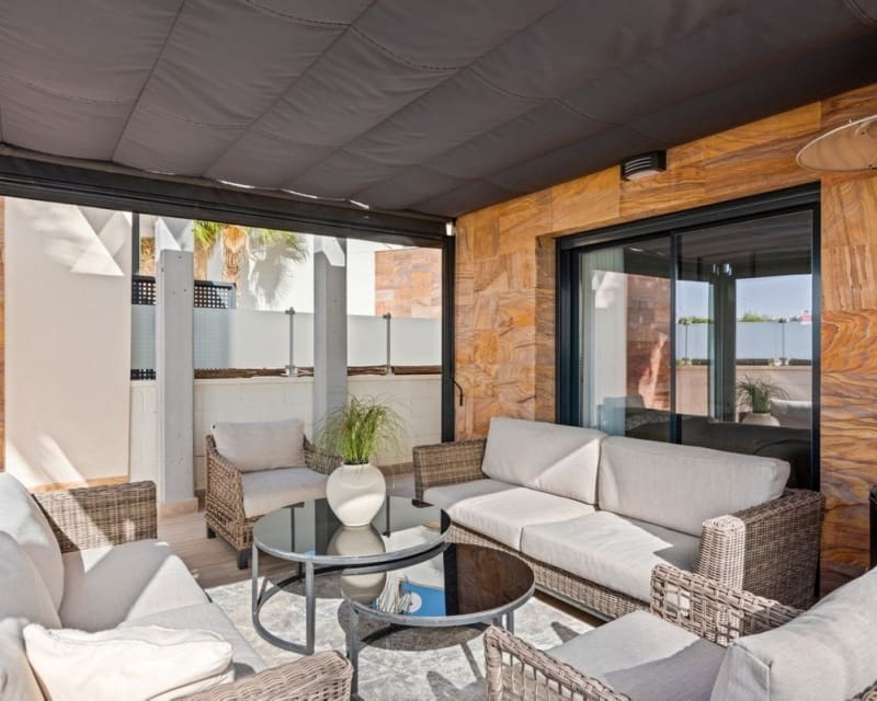 5 makuuhuone Huvila myytävänä paikassa Cabo Roig - 829 000 € (Ref: 9725086)