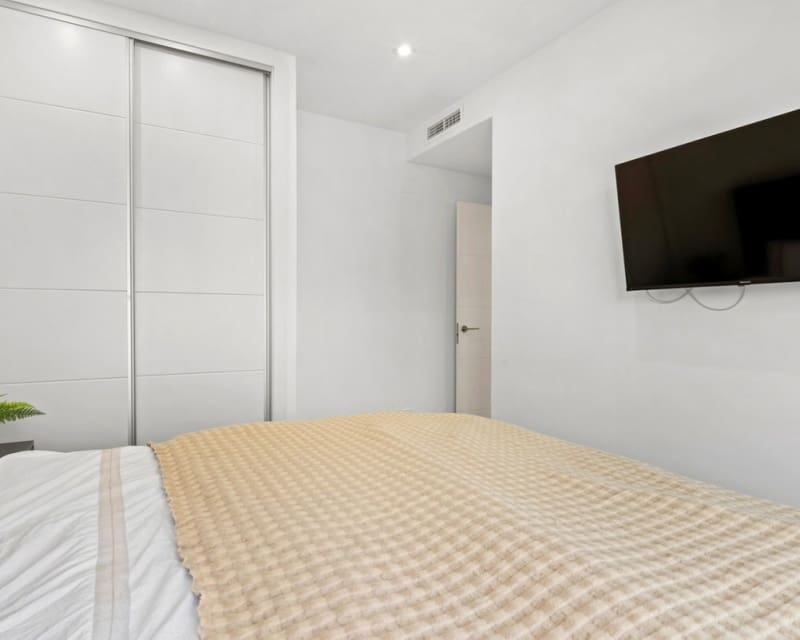 5 makuuhuone Huvila myytävänä paikassa Cabo Roig - 829 000 € (Ref: 9725086)