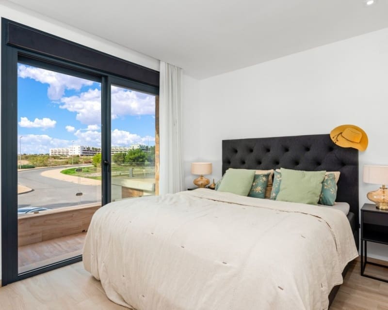 5 makuuhuone Huvila myytävänä paikassa Cabo Roig - 829 000 € (Ref: 9725086)