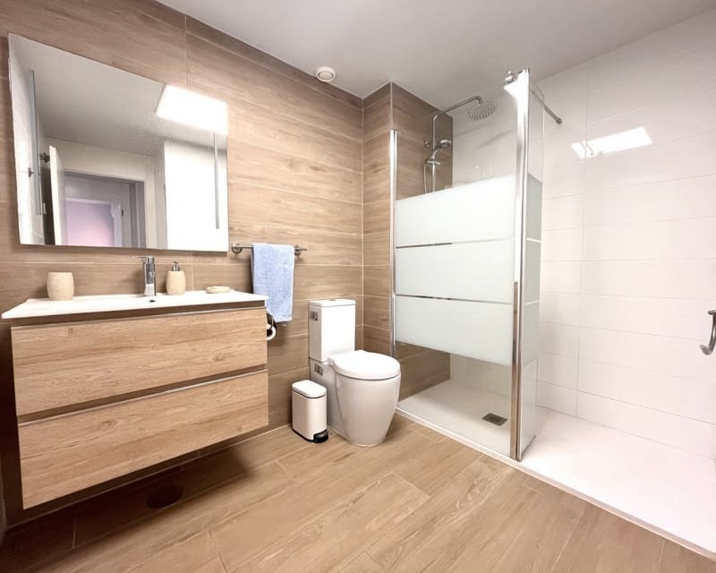 2 bedroom Apartment for sale in Villamartin - € 249,900 (Ref: 9725087)