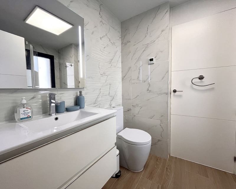 2 bedroom Apartment for sale in Villamartin - € 249,900 (Ref: 9725087)