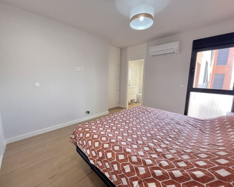 2 bedroom Apartment for sale in Villamartin - € 249,900 (Ref: 9725087)