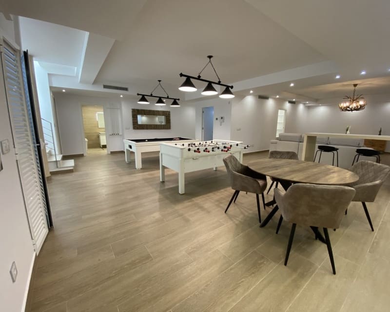 5 bedroom Villa for sale in Dehesa de Campoamor - € 849,000 (Ref: 9725088)