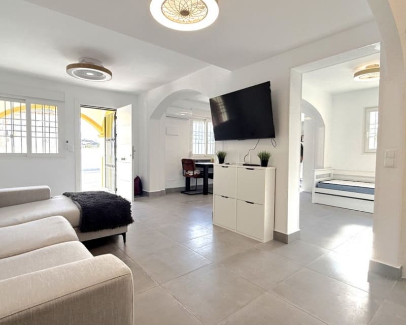 2 sypialnia Dom na sprzedaż w La Zenia z basenem - 339 000 € (Ref: 9725092)