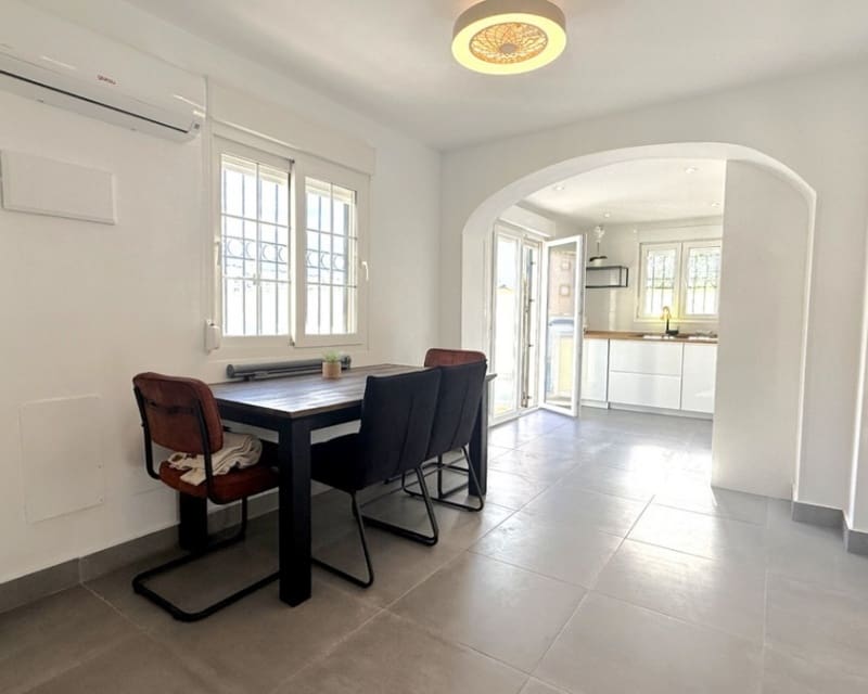 2 sypialnia Dom na sprzedaż w La Zenia z basenem - 339 000 € (Ref: 9725092)