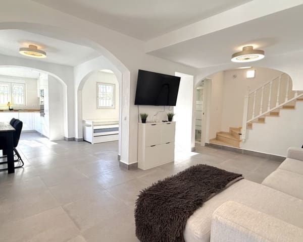 2 sypialnia Dom na sprzedaż w La Zenia, Orihuela z basenem - 339 000 € (Ref: 9725092)