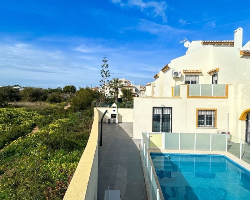 2 sypialnia Dom na sprzedaż w La Zenia z basenem - 339 000 € (Ref: 9725092)