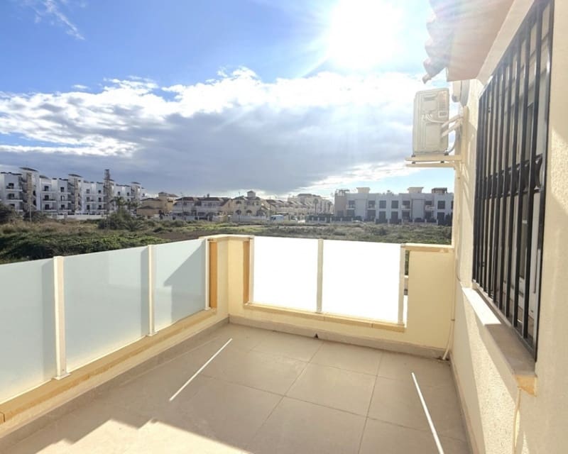 2 sypialnia Dom na sprzedaż w La Zenia z basenem - 339 000 € (Ref: 9725092)