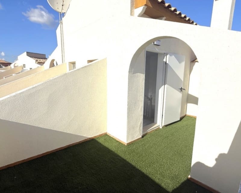 2 sypialnia Dom na sprzedaż w La Zenia z basenem - 339 000 € (Ref: 9725092)