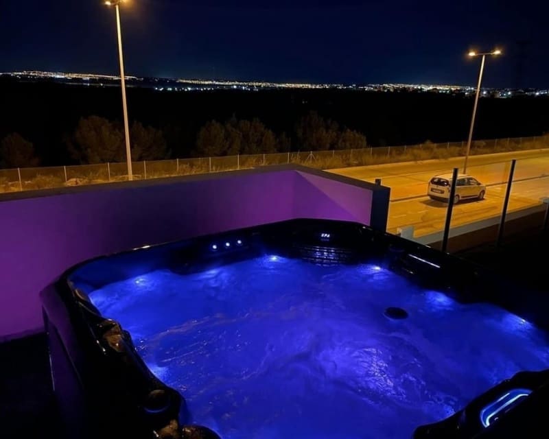 3 sypialnia Willa na sprzedaż w Villamartin - 400 000 € (Ref: 9725093)