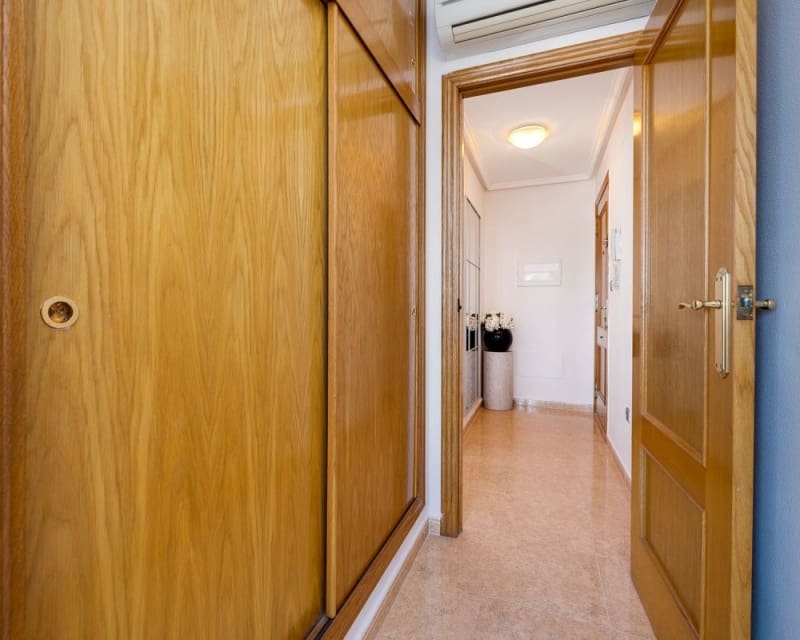 3 bedroom Apartment for sale in Jacarilla - € 119,000 (Ref: 9725094)