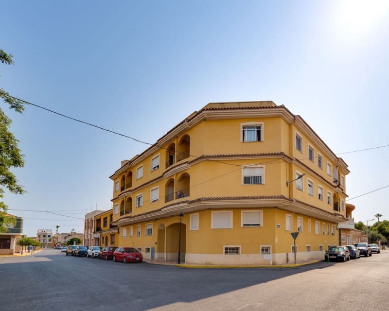 3 bedroom Apartment for sale in Jacarilla - € 119,000 (Ref: 9725094)