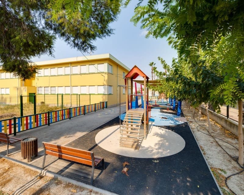 3 bedroom Apartment for sale in Jacarilla - € 119,000 (Ref: 9725094)