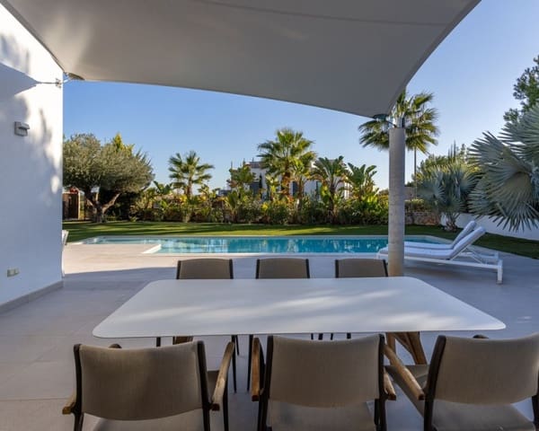 4 soveværelse Villa til salg i Las Colinas Golf, Orihuela med swimmingpool - € 995.000 (Ref: 9725095)