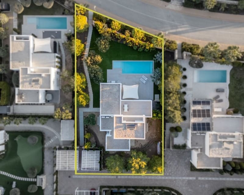 4 bedroom Villa for sale in Las Colinas Golf with pool - € 995,000 (Ref: 9725095)