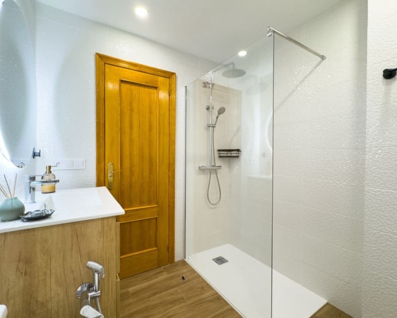 2 bedroom Apartment for sale in Cabo Roig with pool - € 169,000 (Ref: 9725096)