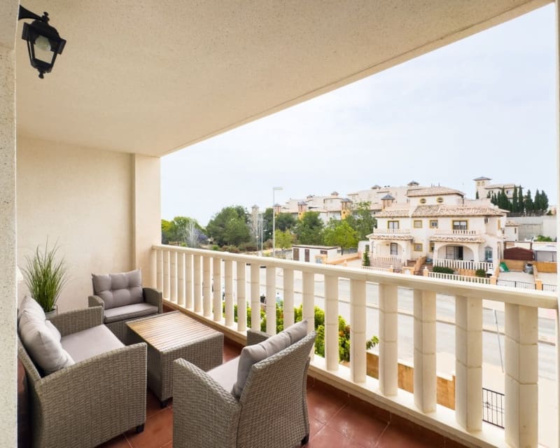 2 bedroom Apartment for sale in Cabo Roig with pool - € 169,000 (Ref: 9725096)