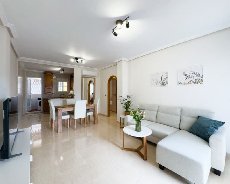 2 bedroom Apartment for sale in Cabo Roig with pool - € 169,000 (Ref: 9725096)