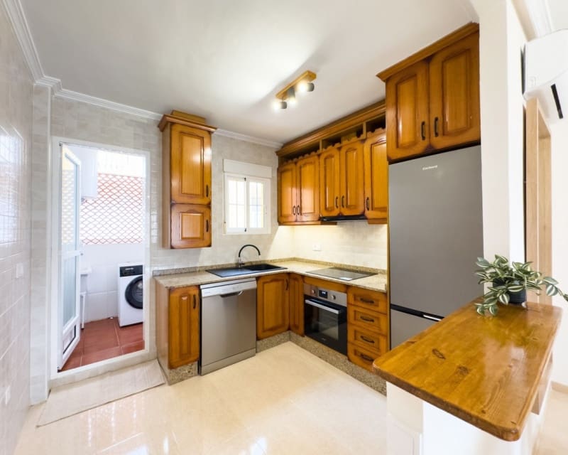 2 bedroom Apartment for sale in Cabo Roig with pool - € 169,000 (Ref: 9725096)