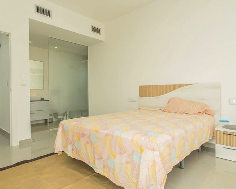 3 sypialnia Willa na sprzedaż w Cabo Roig z basenem - 499 000 € (Ref: 9725097)