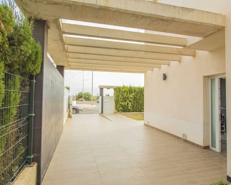 3 sypialnia Willa na sprzedaż w Cabo Roig z basenem - 499 000 € (Ref: 9725097)