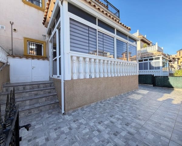 Casa de 2 habitaciones en Villamartin, Orihuela en venta - 225.000 € (Ref: 9725098)