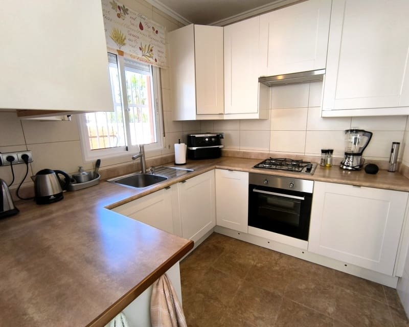 3 bedroom Villa for sale in Algorfa with pool - € 185,000 (Ref: 9730407)