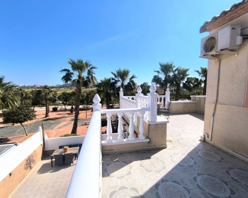3 bedroom Villa for sale in Algorfa with pool - € 185,000 (Ref: 9730407)